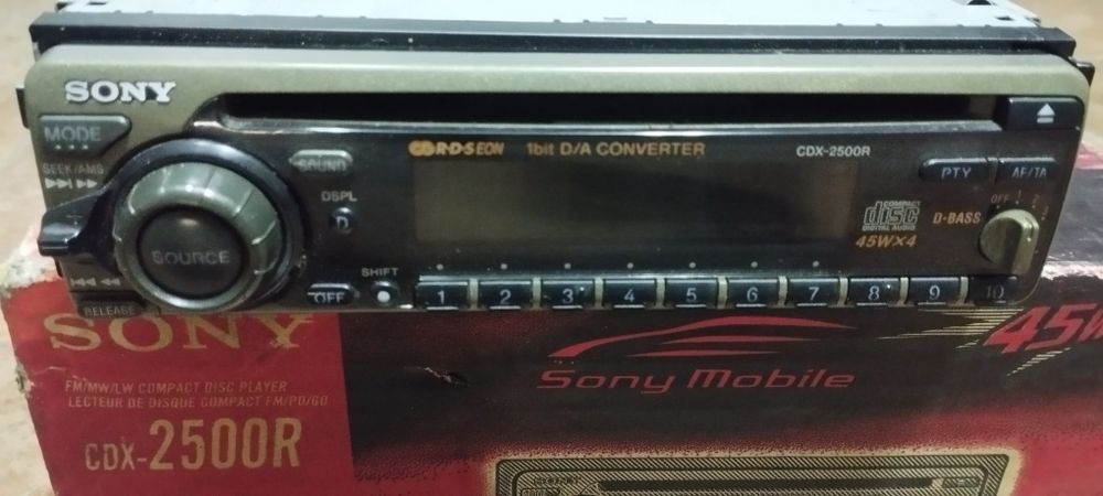 Autoradio sony cdx 2500R