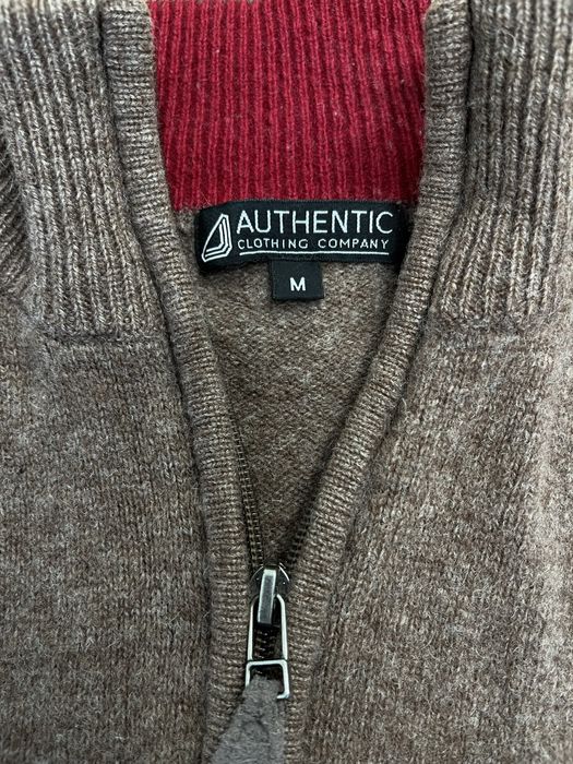 Свитер Authentic 100% шерсть