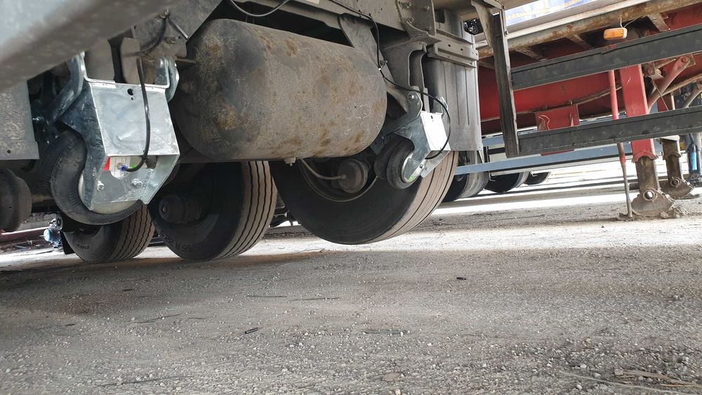 Mechanizm podnoszenia osi Schmitz typu chłodnia - ocynkowany