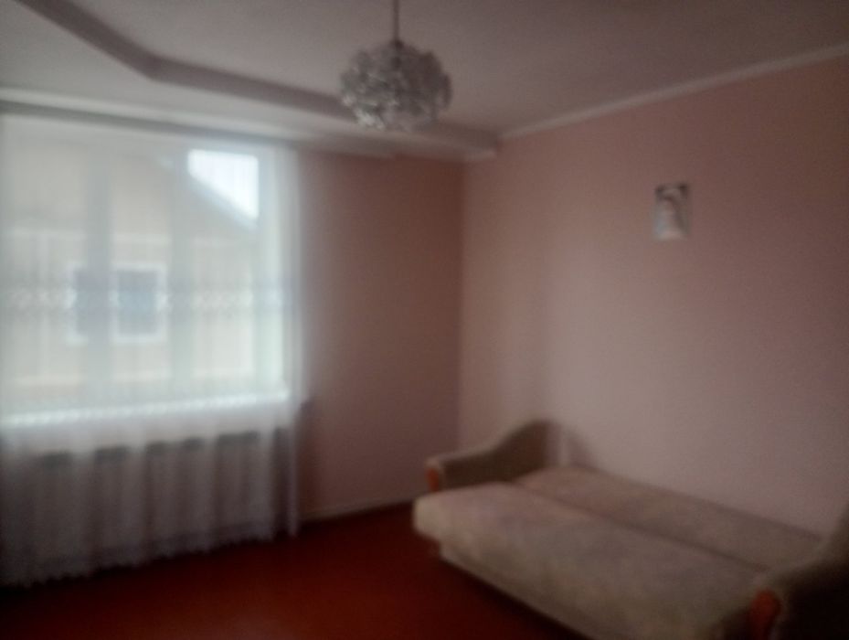 Будинок в селі Підпечери в 8 кілометрах від Франківськ а