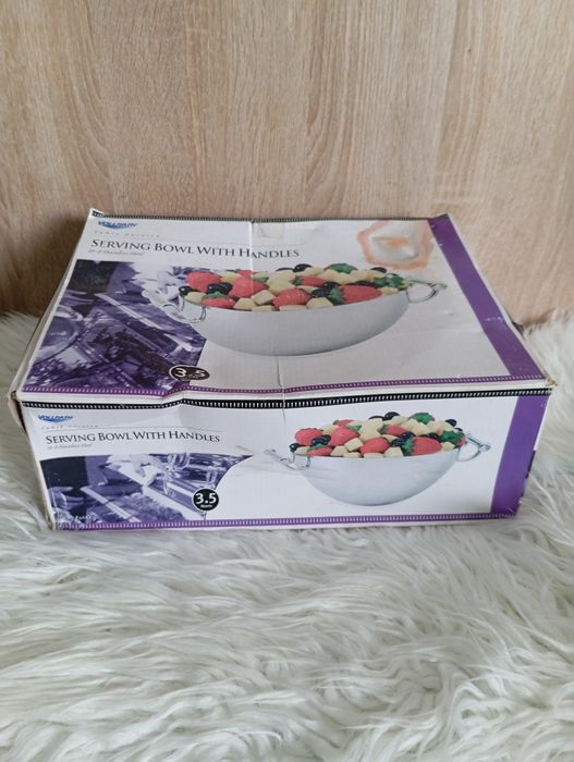 Metalowa misa z uchwytami