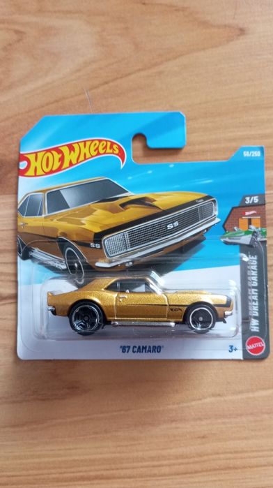 Samochód hot wheels