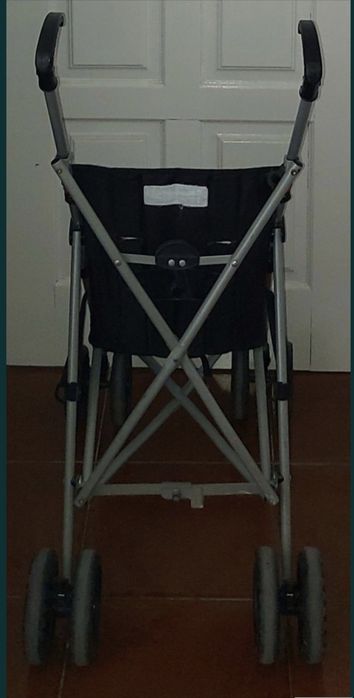 Carrinho  de bebé Chicco e outro...