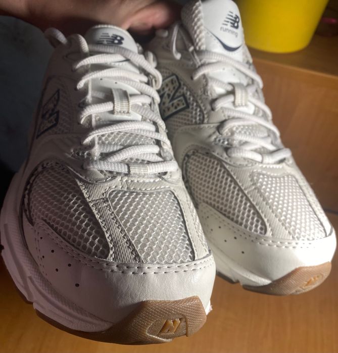 Кросівки жіночі new balance