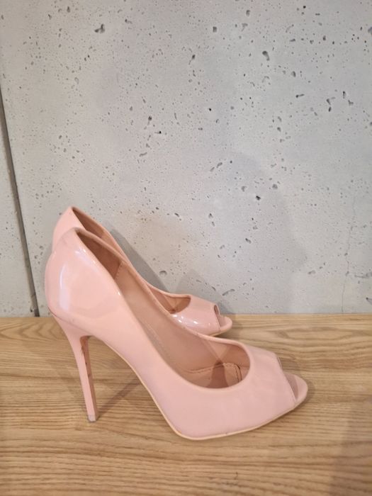 Półbuty szpilki różowe 36