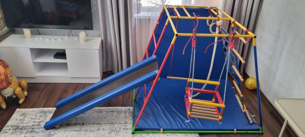 Детский металический спортивный комплекс с горкой и качелями Ранний  с