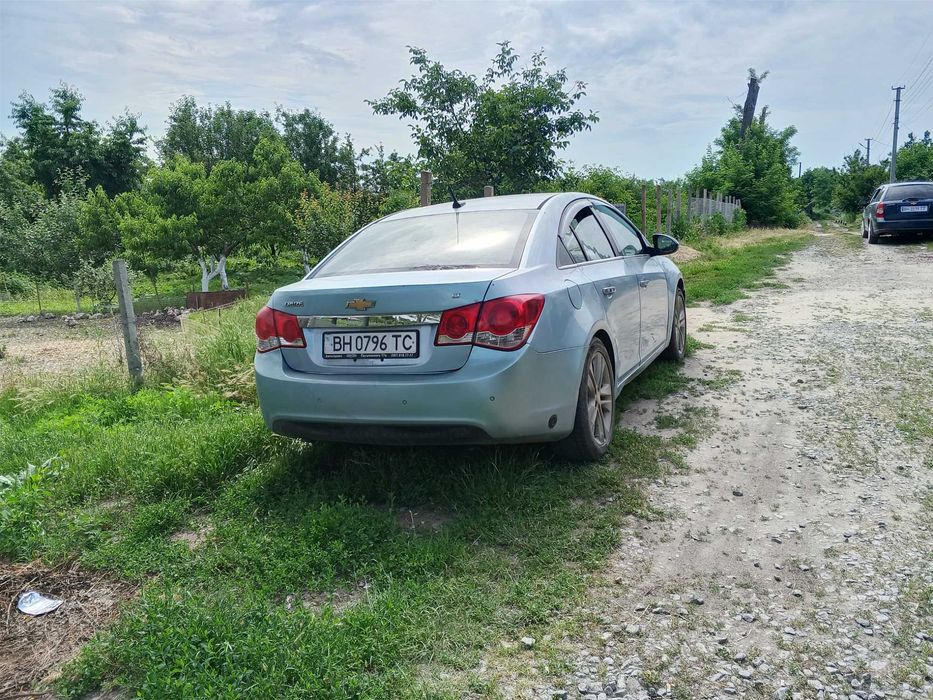 Продам Шевроле Круз