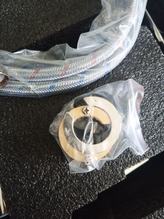 Torneira cozinha com cascata - 120€