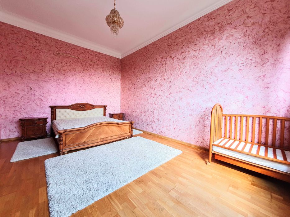 Здається 5-ти кімнатний БУДИНОК з ремонтом, котел на дровах/генератор.