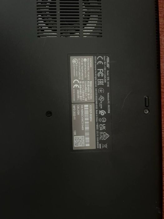 Ноутбук ASUS Vivobook X515EP