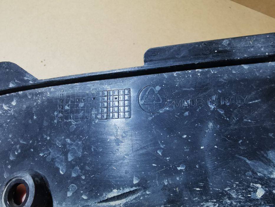 Yamaha yz 125 osłona owiewka tyl prawa wypełnienie panel