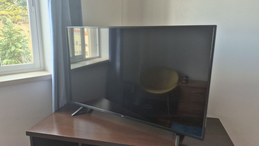 TV LG 4K - 43" - Seminova