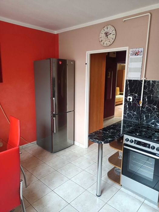 Wynajmę mieszkanie 50m, 2 pokoje, parter.