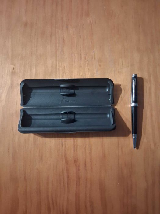 Caneta Parker com estojo
