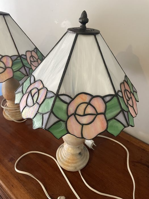 Par de candeeiros Tiffany com flores