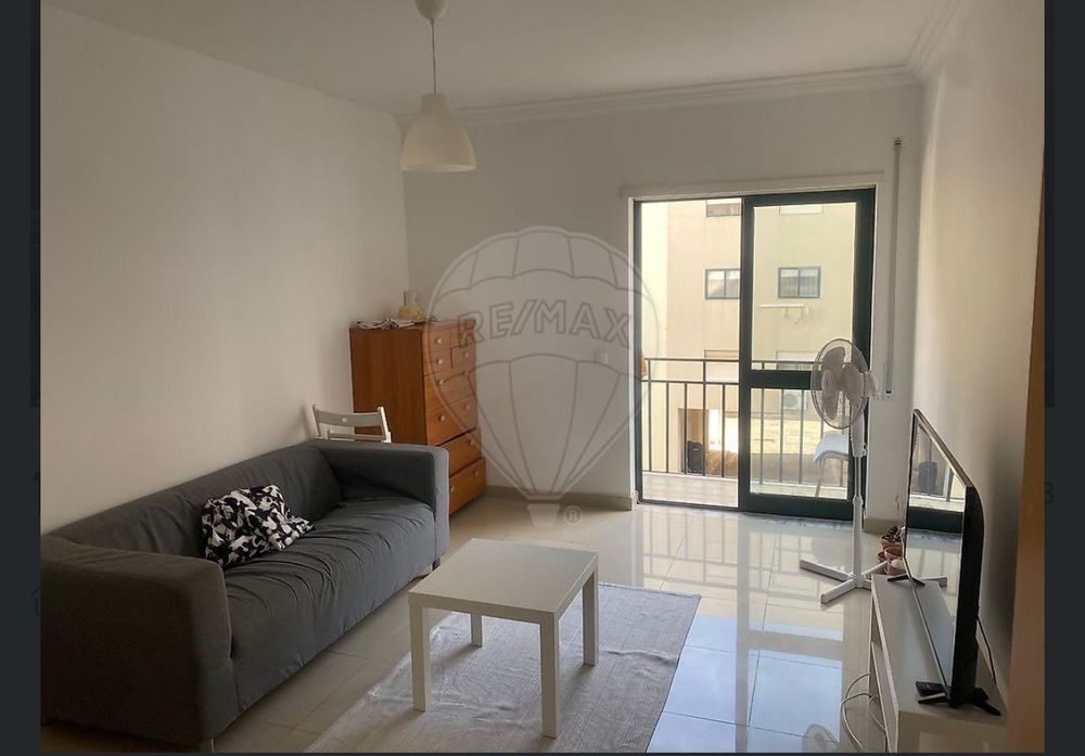 Quartos para Arrendamento Mensal - Setubal