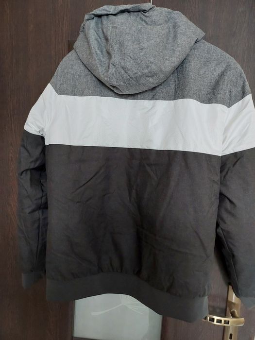 Kurtka zimowa z kapturem