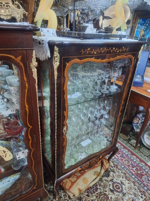 Vitrines/Cristaleiras