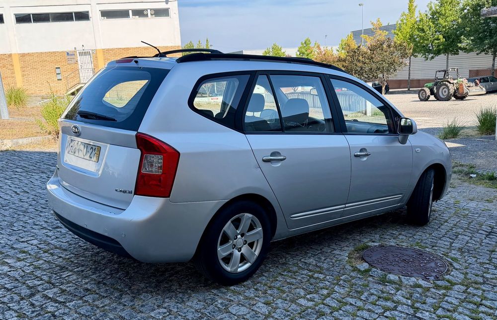 Kia Carens 2.0 CRDi EX