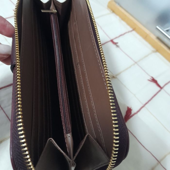 Carrteira em tamanho  grande