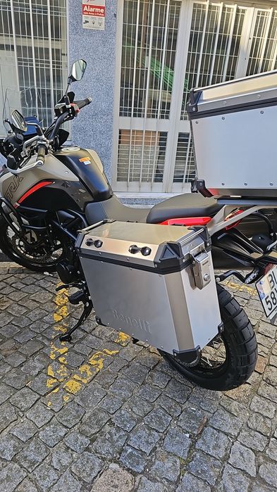 Benelli trk 702x