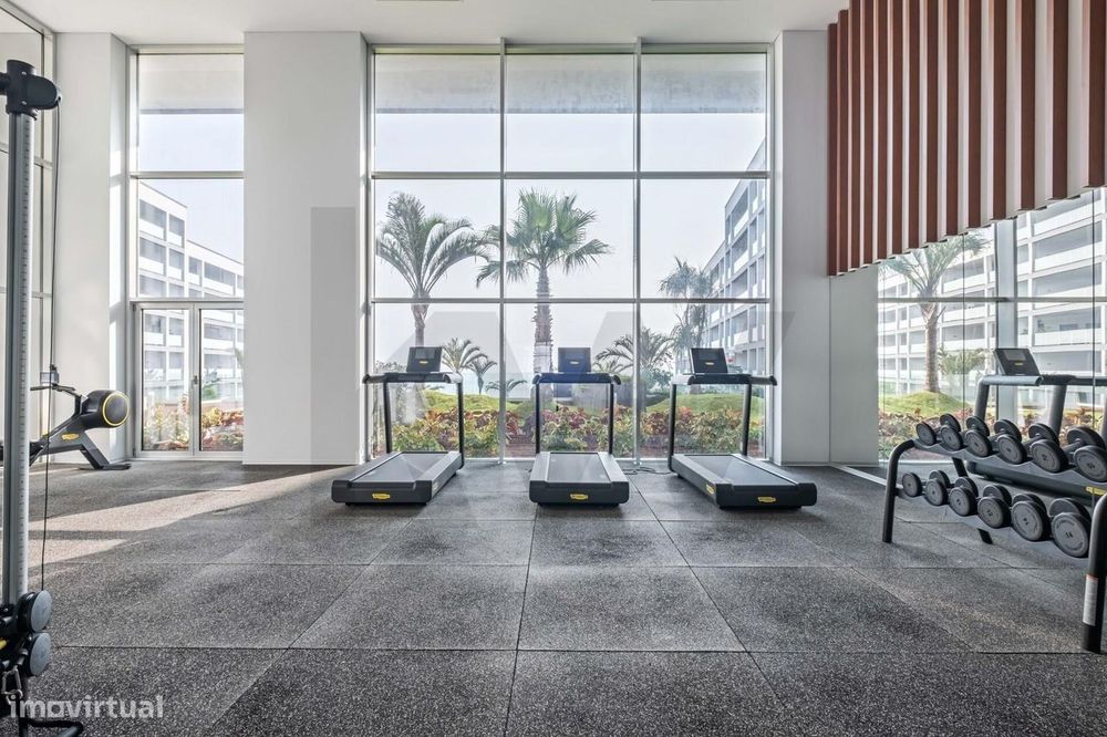 Apartamento T2 Edifício Madeira Palace Residences - Localizado Na Estr