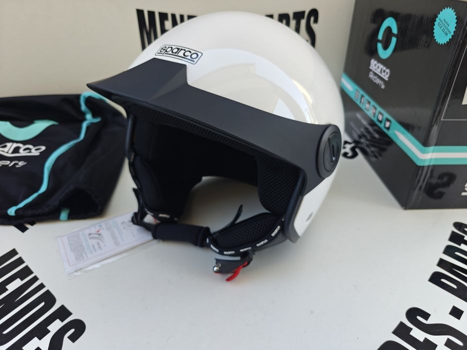 Capacete sparco competição