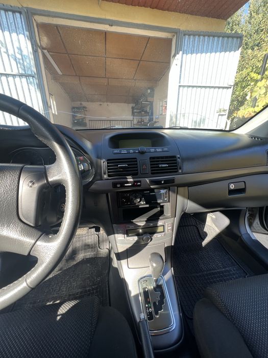 Продам Toyota Avensis 2.0 газ безн
