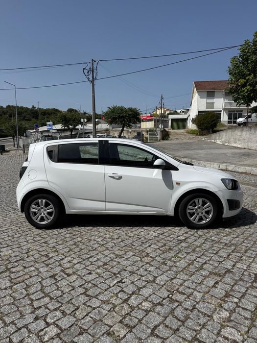 Chevrolet Aveo 2012