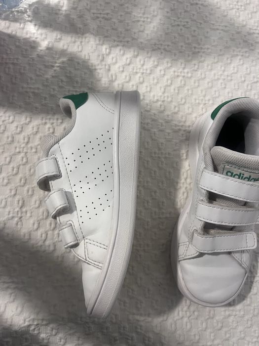 Tenis Adidas em otimo estado