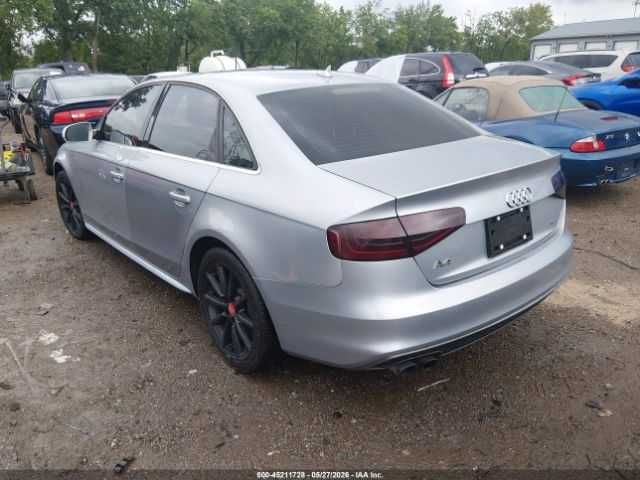Audi A4 2.0t Premium 2015