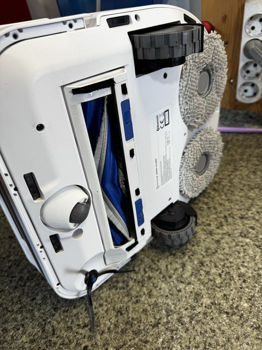 Робот пилосос Ecovacs Deebot X5