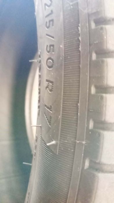 Pneu carro Michelin como novo