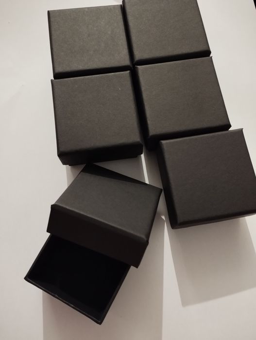 6x nowe pudełeczko jubilerskie czarne