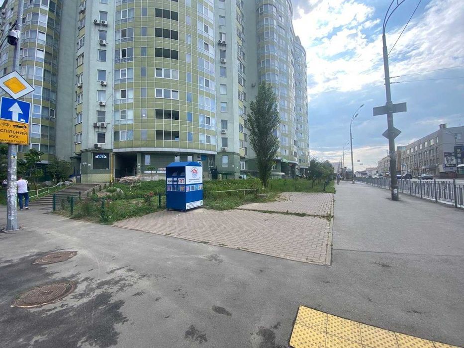 Магазин, офіс, салон, 55м2, м Васильківська, Коломийський пров 17/31А