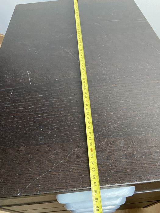 Movel com quatro gavetas