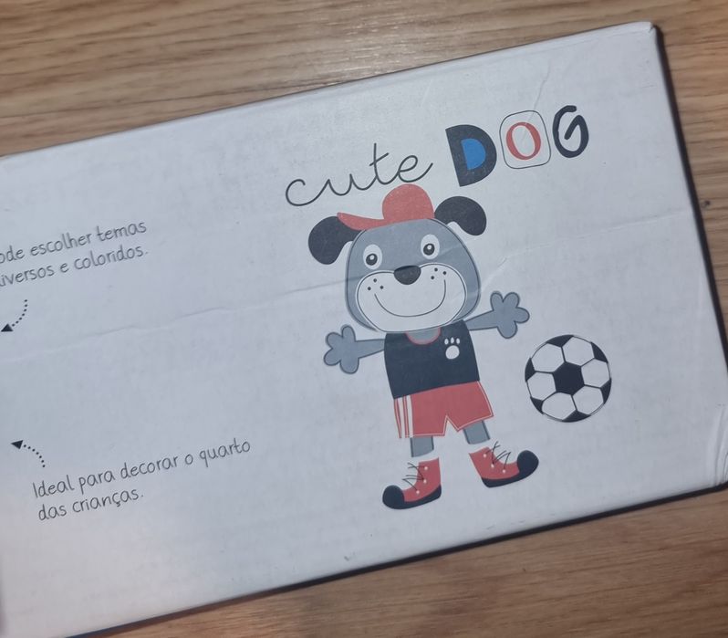 Autocolante parede foot