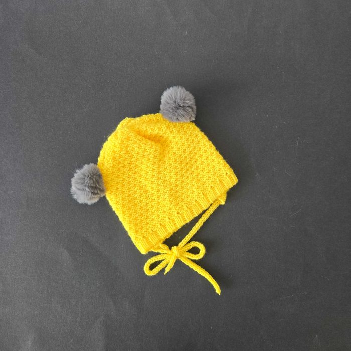 Czapka zimowa z dwoma pomponami dla noworodka 0-3 miesiąca