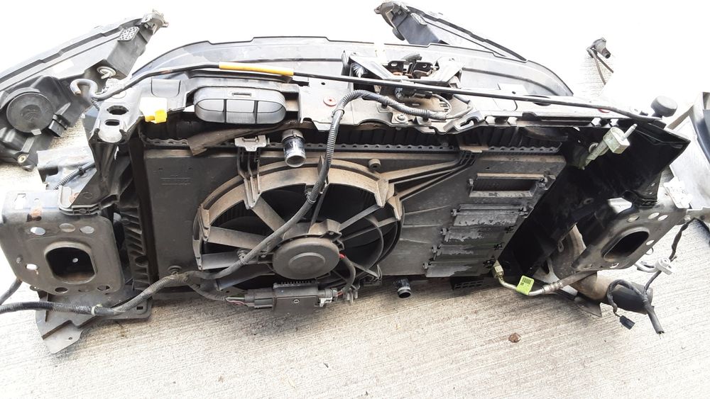 Ford Fiesta St mk7 lift maska zderzak pas przód komplet bialy lub czarny metalik Dc