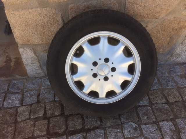 Pneus completos: Bom estado