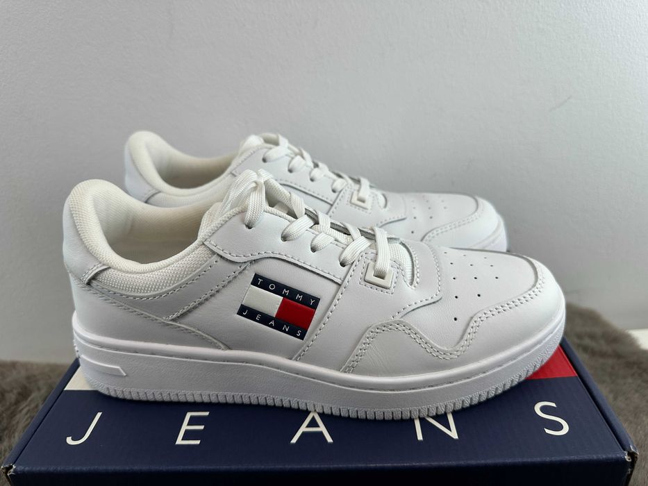 buty damskie sneakersy skorzane tommy tjw retro basket 38