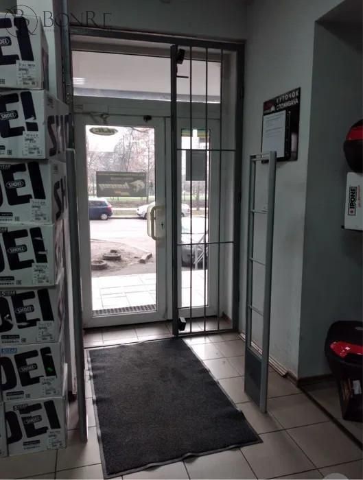 Оренда, Торгове, Фасад, Авіаконструктора Антонова, 170м2.