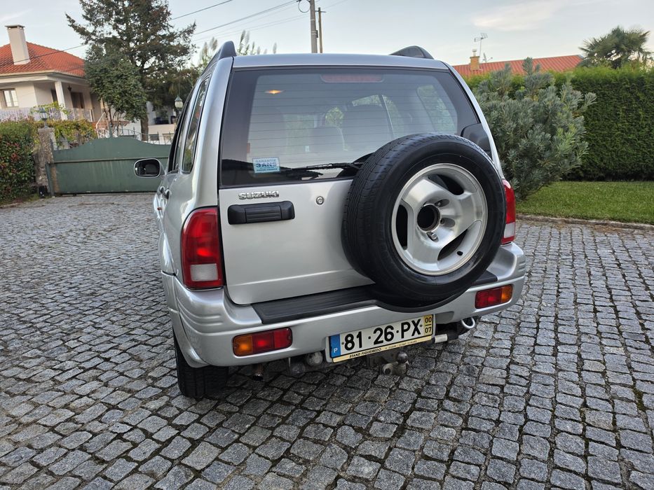 ÚNICO DONO DESDE NOVO, Suzuki grand vitara 2.0 D A/C  ano 2000 como novo  possivel retoma para facilitar o negócio