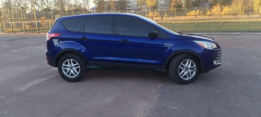 Продам Ford Escape 2.5 Г/Б