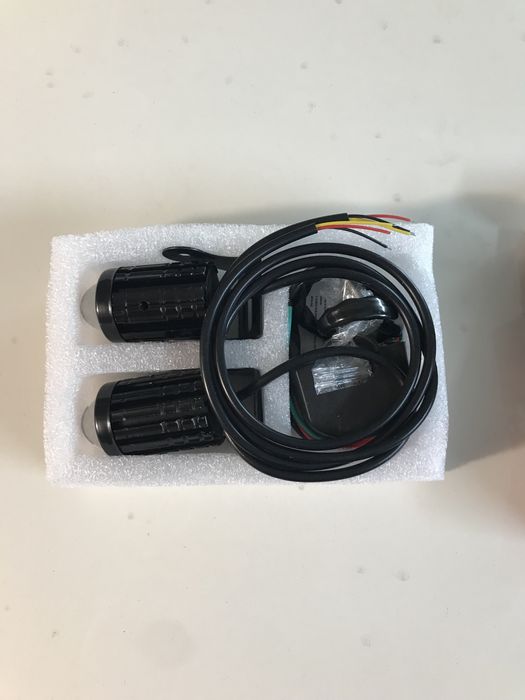 Світлодіодна двокольорова доп фара для мотоцикла або скутера з кнопкою