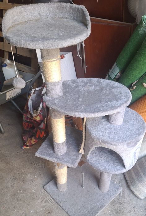 Drapak dla kota uzywany