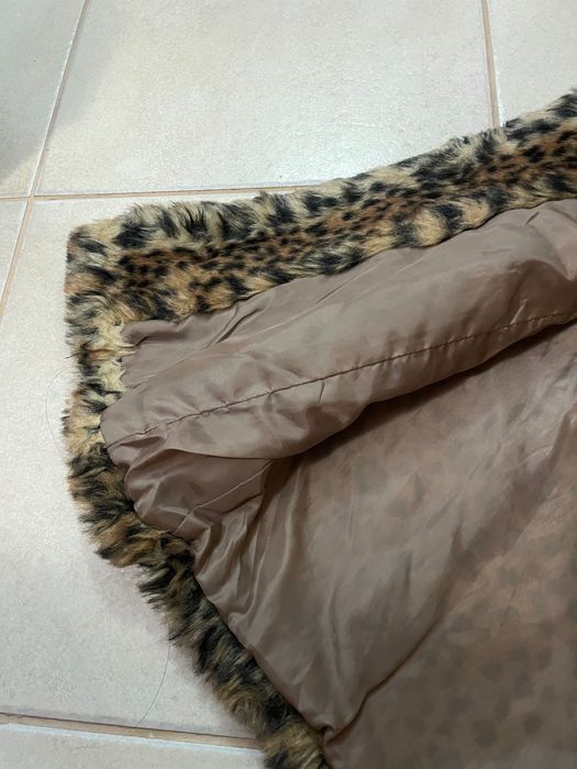 Colete de pêlo - Marca Bershka