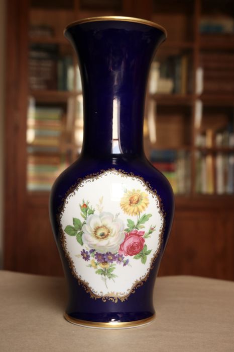 Wazon kobaltowy kobalt Bavaria Schumann porcelana kwiaty