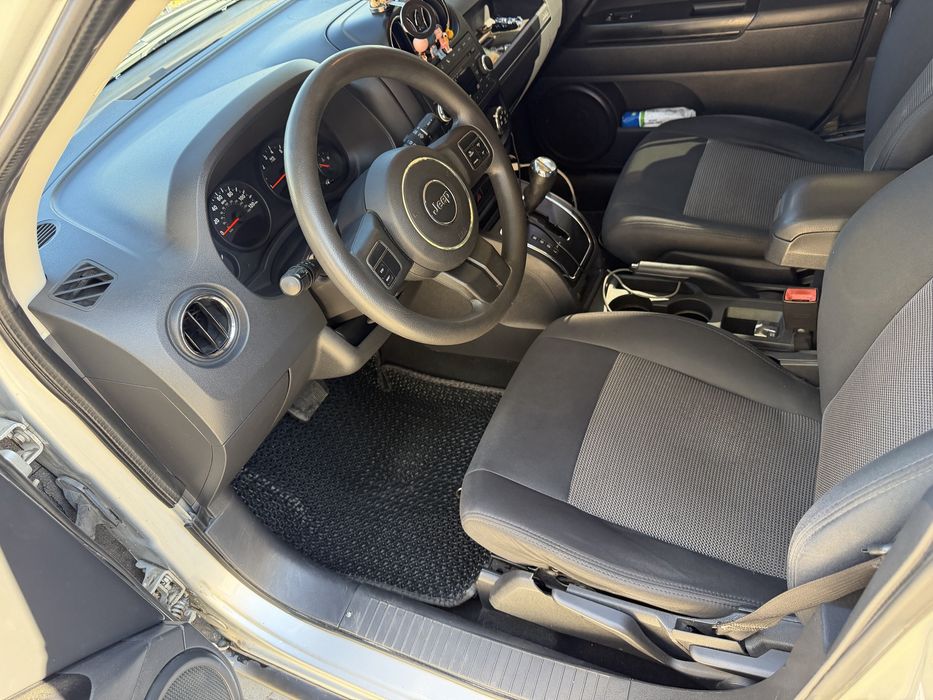 Jeep compass 2012