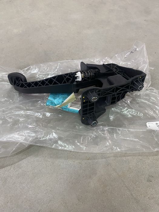 Pedal Embreagem Renault